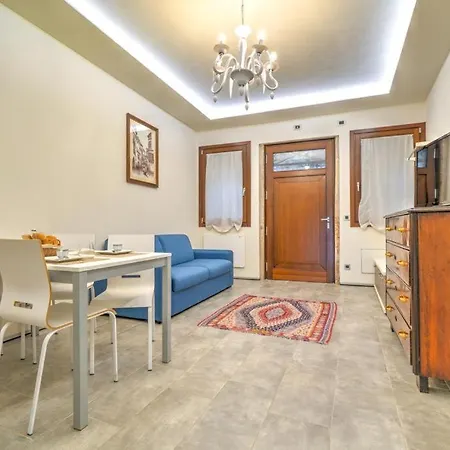 Al Pontile Appartement *